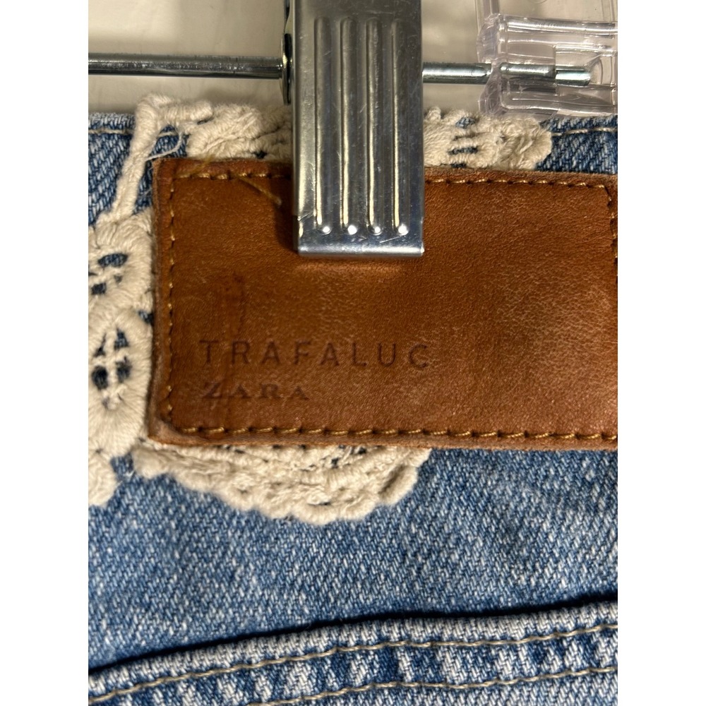 Zara Trafaluc Blue Distressed Crochet Lace Denim Shorts Women 6 High Rise Cutoff - Picture 9 of 9